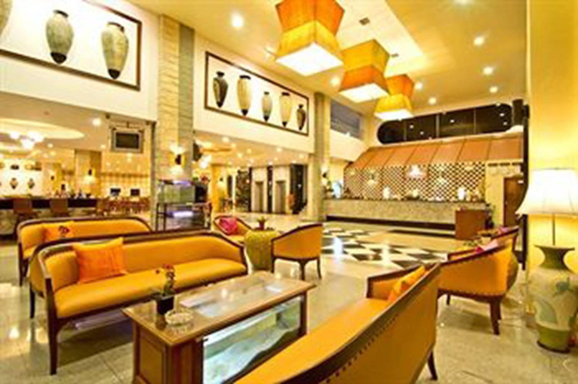 Best Beach Villa Pattaja Kültér fotó